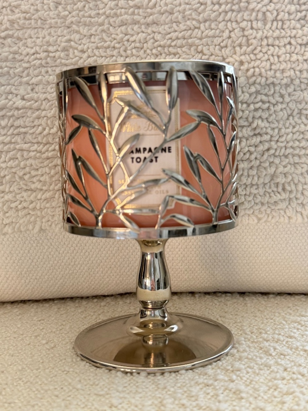 White Barn/Bath & Body Works